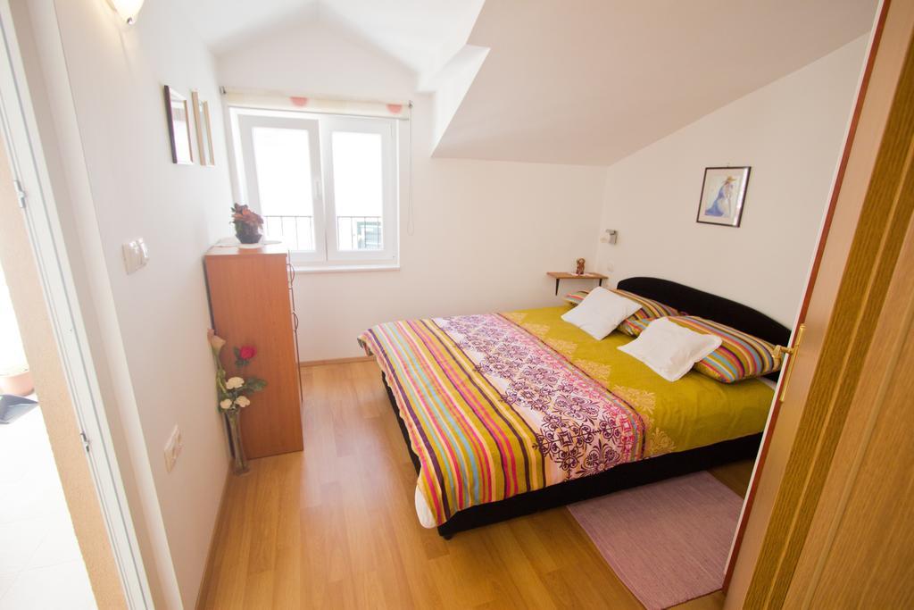 Apartment Bucevic Шибеник Номер фото